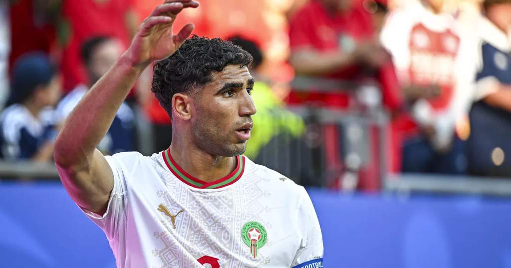Pelatih Maroko Mohamed Ouahbi memberikan pernyataan pers mengenai kondisi Achraf Hakimi